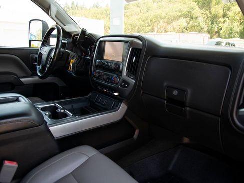 Used 2015 Chevrolet Silverado 2500 LTZ w/ Duramax Plus Package AWD/4WD image 18