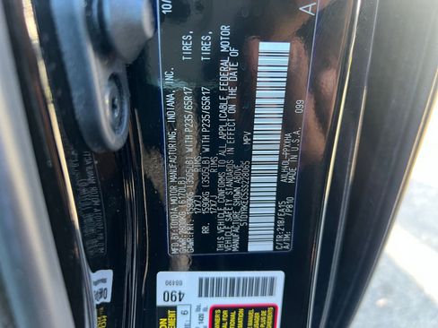 Used 2025 Toyota Sienna XLE image 30