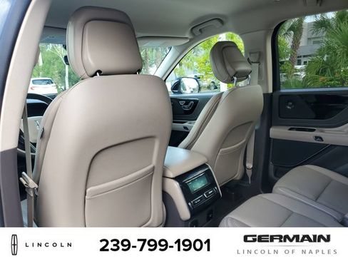 Used 2020 Lincoln Aviator Reserve RWD image 22