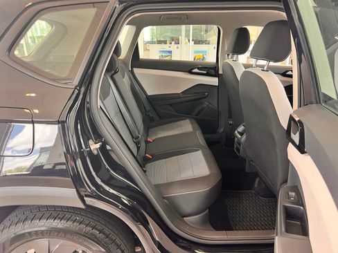 Certified 2025 Volkswagen Taos S FWD image 32