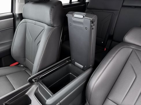New 2026 Hyundai Santa Fe SEL FWD image 19
