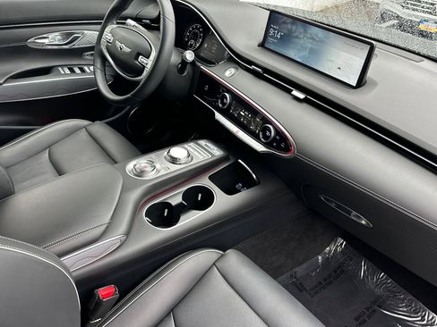 Used 2024 Genesis GV70 2.5T w/ Advanced Package image 16