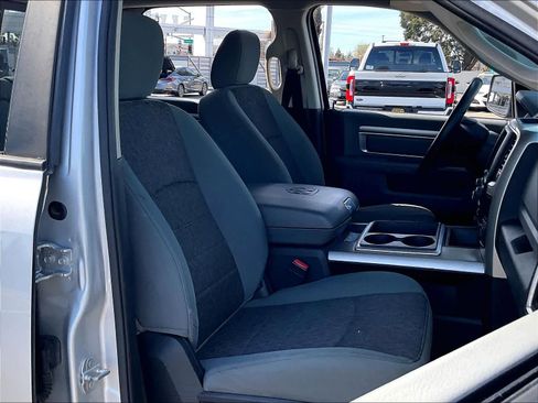 Used 2015 RAM 1500 Big Horn image 10