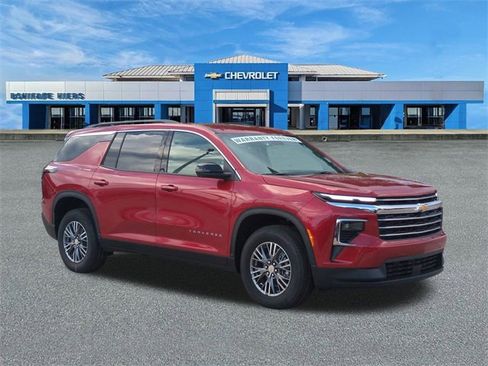 New 2026 Chevrolet Traverse LT w/ Driver Confidence Package image 2