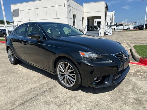 Used 2014 Lexus IS 250 w/ Premium Package RWD image 1