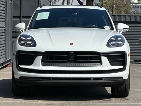 Used 2026 Porsche Macan AWD/4WD image 11
