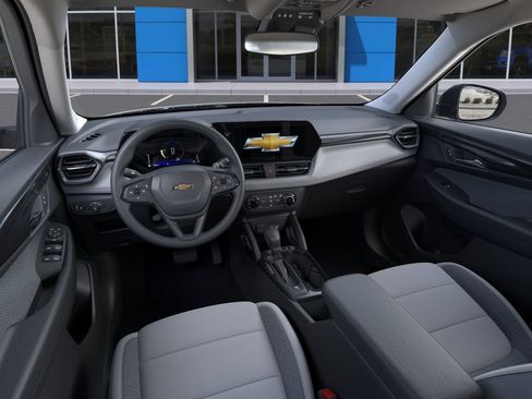 New 2026 Chevrolet TrailBlazer LS w/ LS Convenience Package AWD/4WD image 15