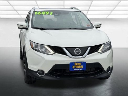 Used 2019 Nissan Rogue Sport SL w/ Premium Package AWD/4WD image 2
