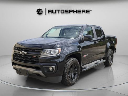 Used 2021 Chevrolet Colorado Z71 w/ Z71 Midnight Edition image 4