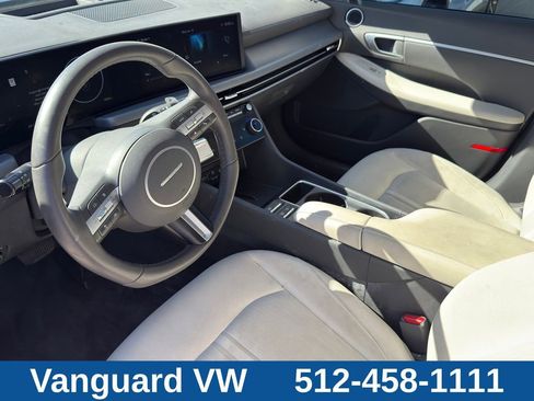 Used 2025 Hyundai Sonata SEL FWD image 9