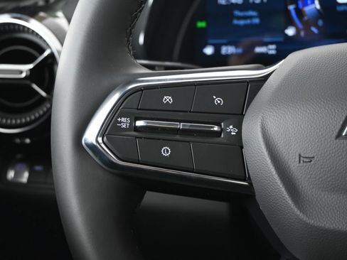 New 2026 Chevrolet Equinox LT w/ Convenience Package II AWD/4WD image 36