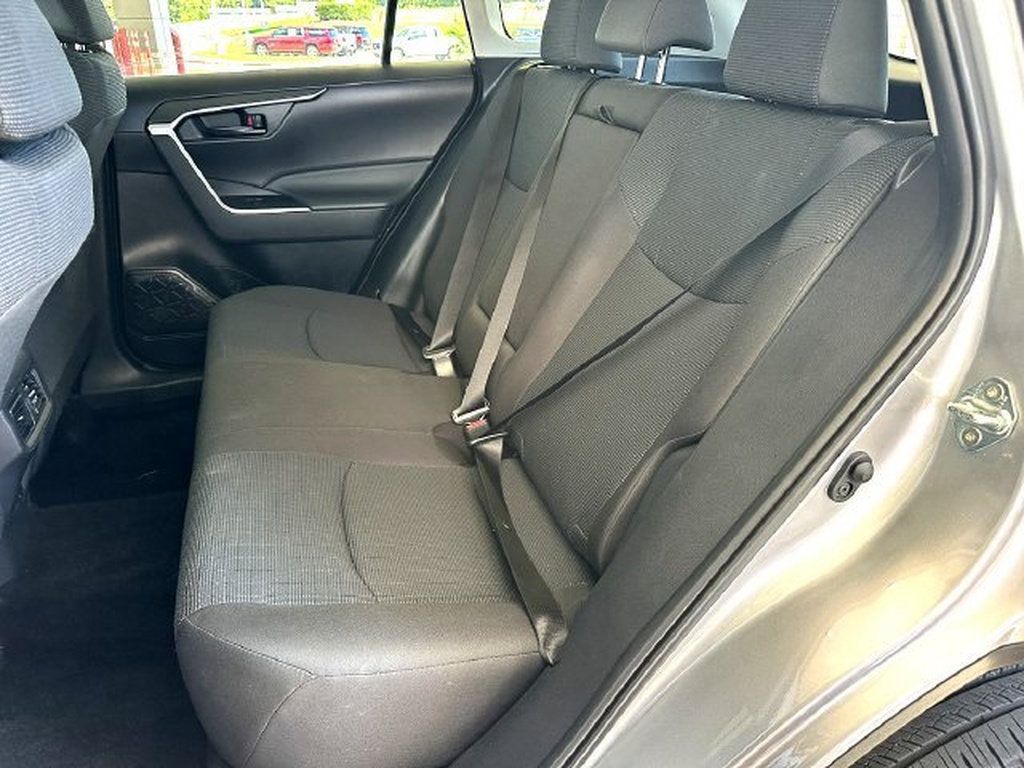 Certified 2025 Toyota RAV4 LE FWD image 17