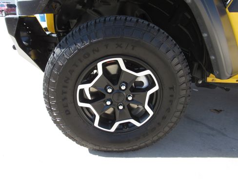 Used 2021 Jeep Wrangler Unlimited Sport image 4