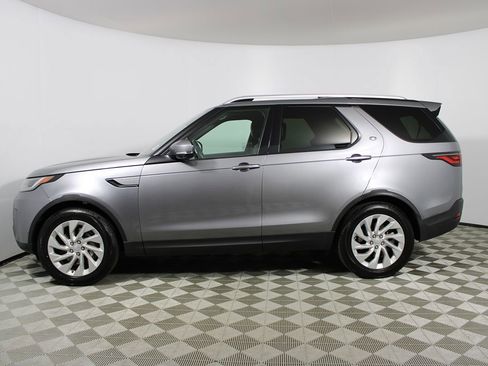 Used 2022 Land Rover Discovery S image 42