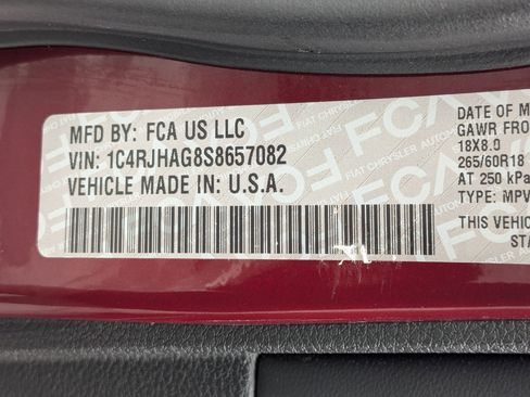 Used 2025 Jeep Grand Cherokee Altitude AWD/4WD image 35