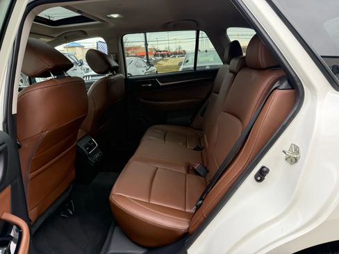 Used 2019 Subaru Outback 2.5i Touring image 21