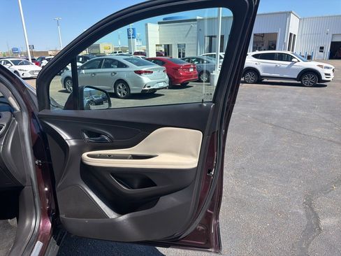 Used 2018 Buick Encore Preferred image 30