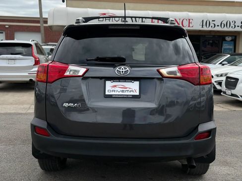 Used 2013 Toyota RAV4 XLE FWD image 6