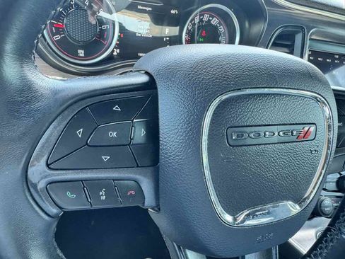 Used 2018 Dodge Challenger SXT RWD image 35