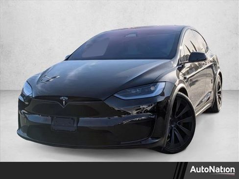 Used 2024 Tesla Model X image 1