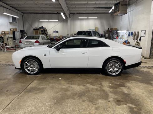 New 2026 Dodge Charger Daytona Scat Pack image 4