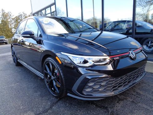 Used 2024 Volkswagen GTI S image 3