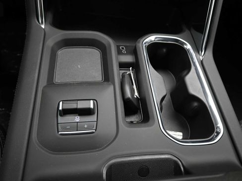 New 2025 GMC Sierra 2500 Denali w/ Denali Reserve Package image 23