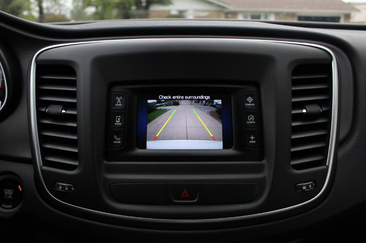 Used 2015 Chrysler 200 Limited w/ Convenience Group FWD image 26