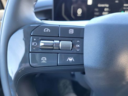 New 2026 Kia EV9 Land image 17