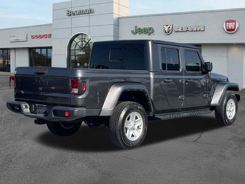 Used 2023 Jeep Gladiator Sport AWD/4WD image 7