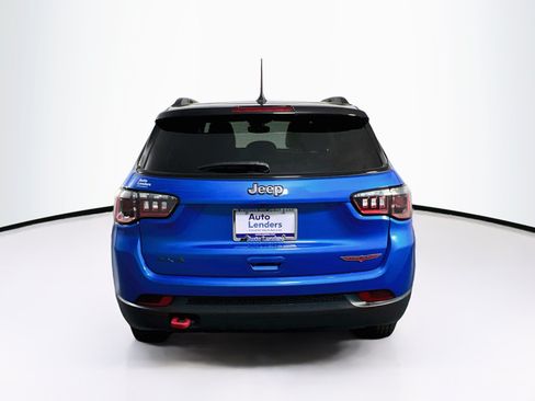 Used 2022 Jeep Compass Trailhawk w/ Sun and Sound Group AWD/4WD image 6