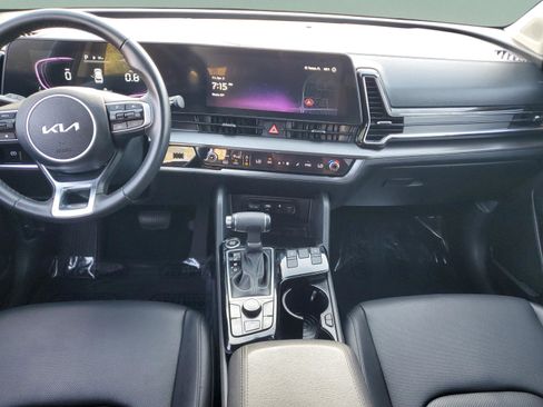 Certified 2025 Kia Sportage EX w/ Premium Package image 14
