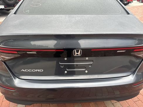 Used 2024 Honda Accord EX image 9