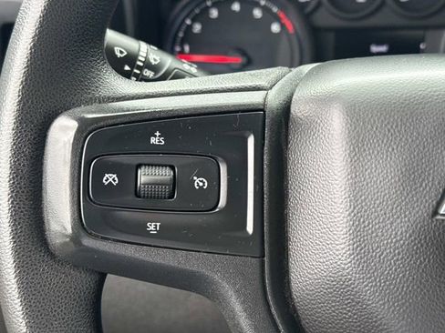 Used 2022 Chevrolet Silverado 2500 Custom w/ Custom Value Package AWD/4WD image 28