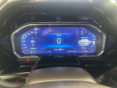 Certified 2024 Chevrolet Silverado 1500 RST image 25