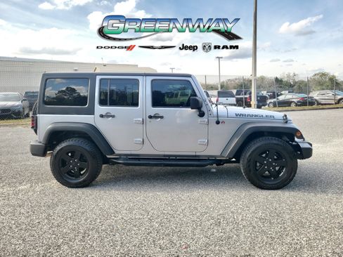 Used 2016 Jeep Wrangler Unlimited Sport image 2