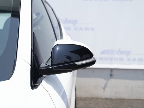 Used 2022 Chevrolet Bolt EUV Premier image 10