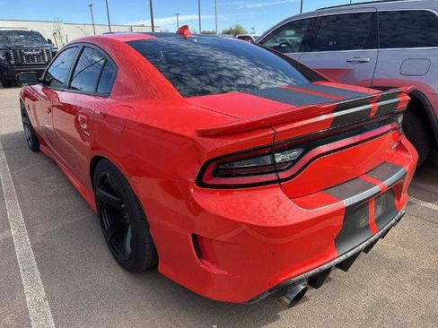 Used 2018 Dodge Charger SRT Hellcat w/ Harman/Kardon Audio Group image 4