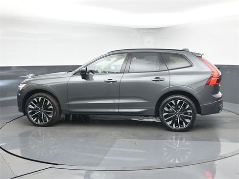 New 2026 Volvo XC60 B5 Ultra w/ Protection Package Premier image 5