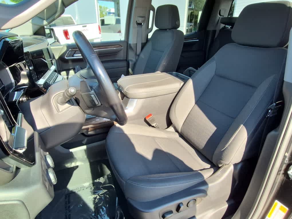 Used 2023 Chevrolet Silverado 1500 LT Trail Boss w/ Protection Package AWD/4WD image 10