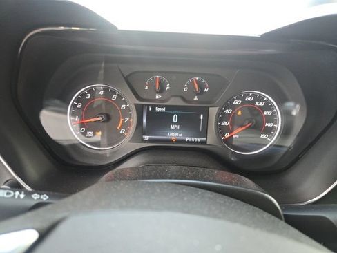 Used 2017 Chevrolet Camaro LT RWD image 6