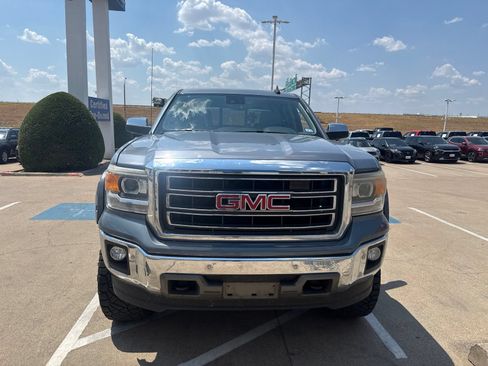 Used 2015 GMC Sierra 1500 SLT w/ SLT Crew Cab Value Package AWD/4WD image 2