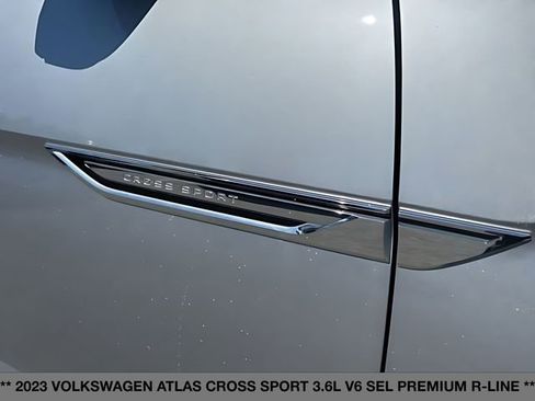 Used 2023 Volkswagen Atlas Cross Sport SEL Premium R-Line AWD/4WD image 12