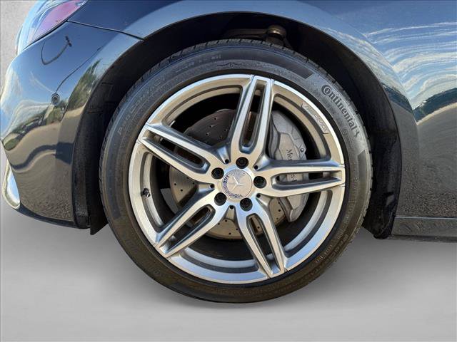 Used 2017 Mercedes-Benz E 300 image 28