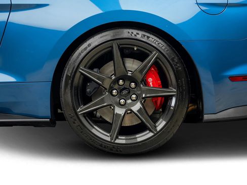 Used 2021 Ford Mustang Shelby GT500 w/ Carbon Fiber Track Pack image 30