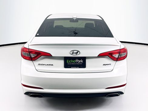 Used 2015 Hyundai Sonata Sport w/ Option Group 04 FWD image 7