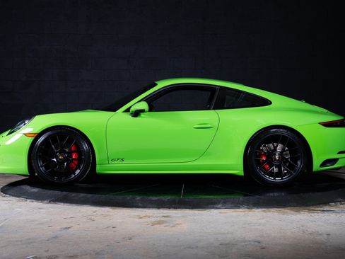 Used 2018 Porsche 911 Carrera GTS RWD image 32