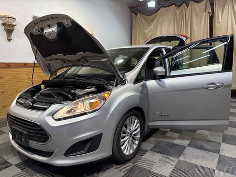 Used 2017 Ford C-MAX Energi SE image 11