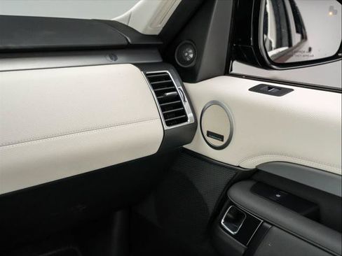 New 2026 Land Rover Discovery Limited Edition AWD/4WD image 30
