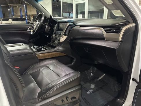 Used 2018 GMC Yukon XL Denali w/ Denali Ultimate Package AWD/4WD image 37